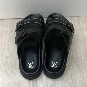 Louis Vuitton Black Slide Sandals with Silver Accents Sandals Louis Vuitton Silver size 7 UK in Rubber - 53011849 main image 4